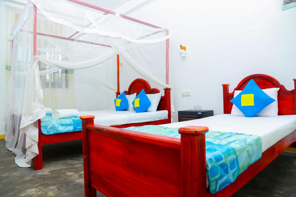 Autumn Moon Beach Cabanas Tangalle Exterior photo